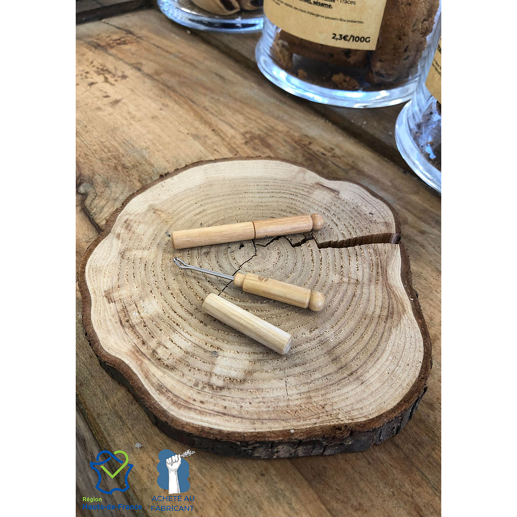 Cure oreille écologique inox et bois